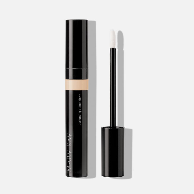 394559-007-PerfectingConcealer-LightIvory-Hi-Res